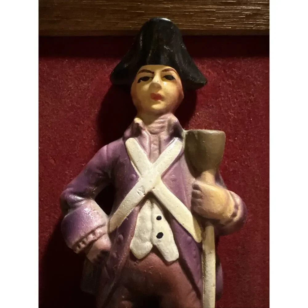 VTG Revolutionary War Soldier Minute Men Wall Plaque Wood Frame